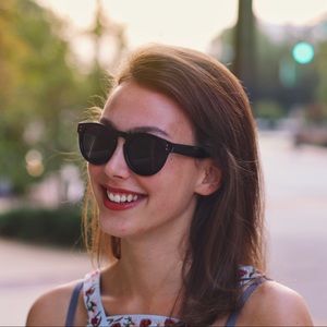 Meet your Posher, Juliana